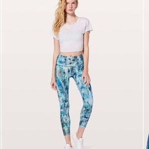 Wunder Under Hi-Rise 7/8 Tight 25” leggings